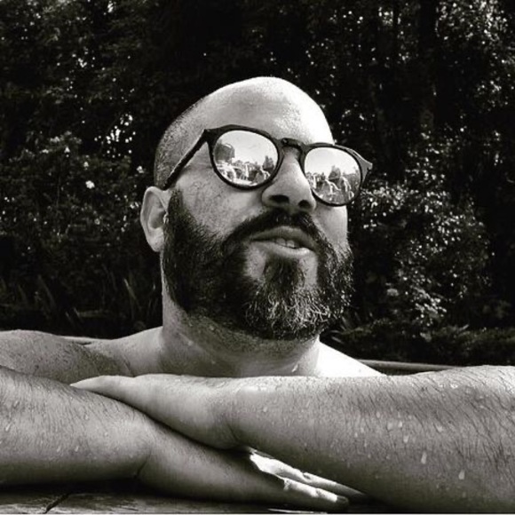 Meet your Posher, Daniel - Picture 1 of 1